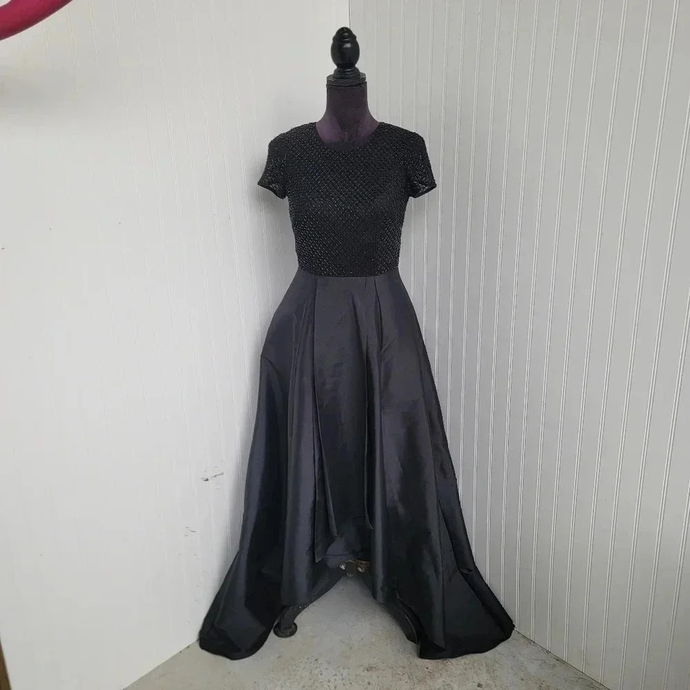 Adrianna Papell Short Sleeved Beaded Long Taffeta High Low Skirt Dress Silk Sz 2